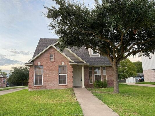 3 Bedroom Home in College Station - $1,500