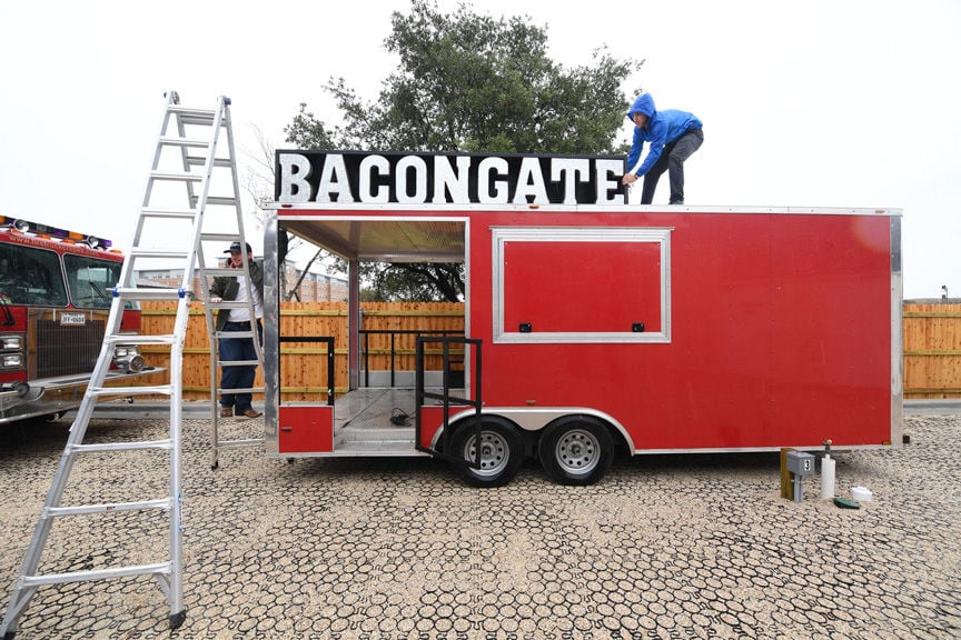 Despite Rainy Debut Food Truck Park Brings New Dining