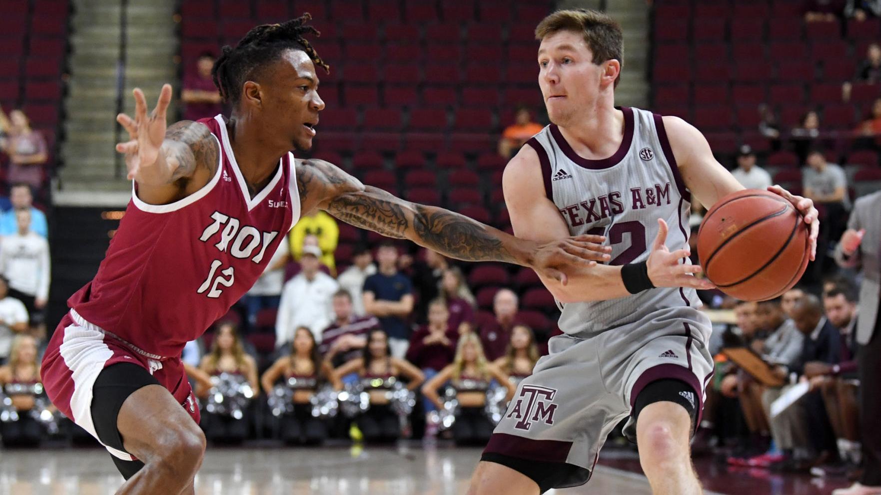 Texas A M Men S Basketball Walk On Player Earns Scholarship