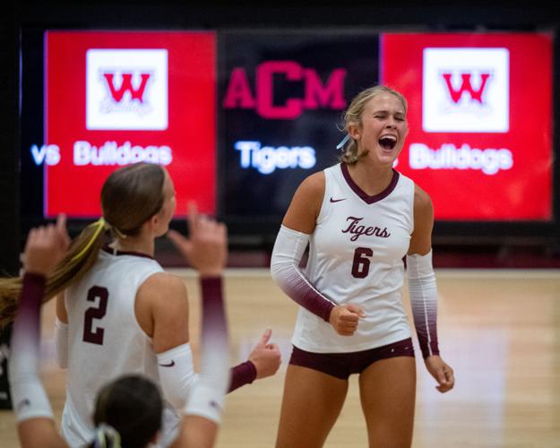 A&M Consolidated sweeps Waller in volleyball home opener