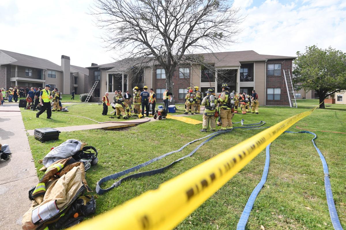 Campus Crossing apartment fire displaces residents of 16 units; no