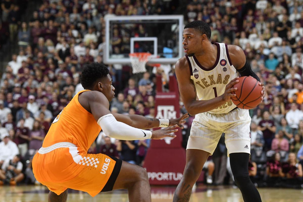 Aggie Men Put Up Fight But No 1 Vols Prove Too Much Aggie Sports Theeagle Com