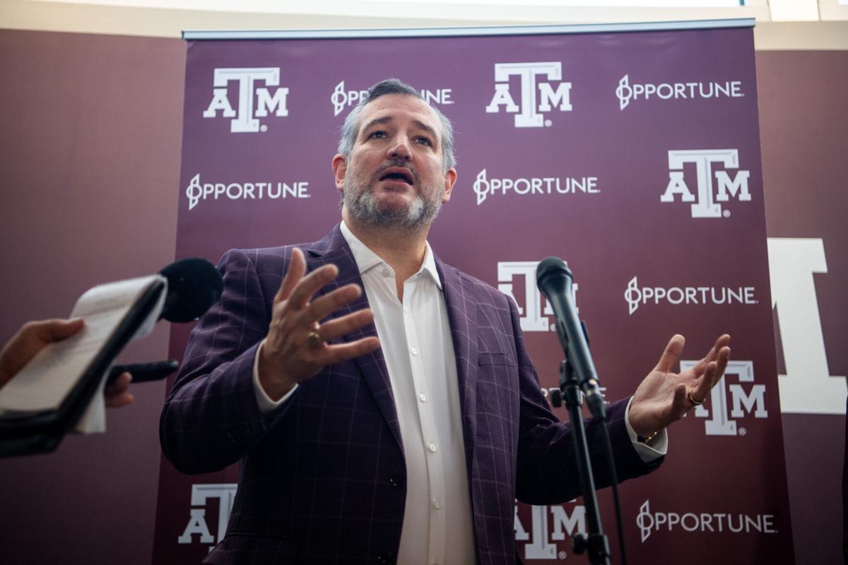 Texas A&M and NIL: School confirms only 2 of 11 football enrollees have  deals