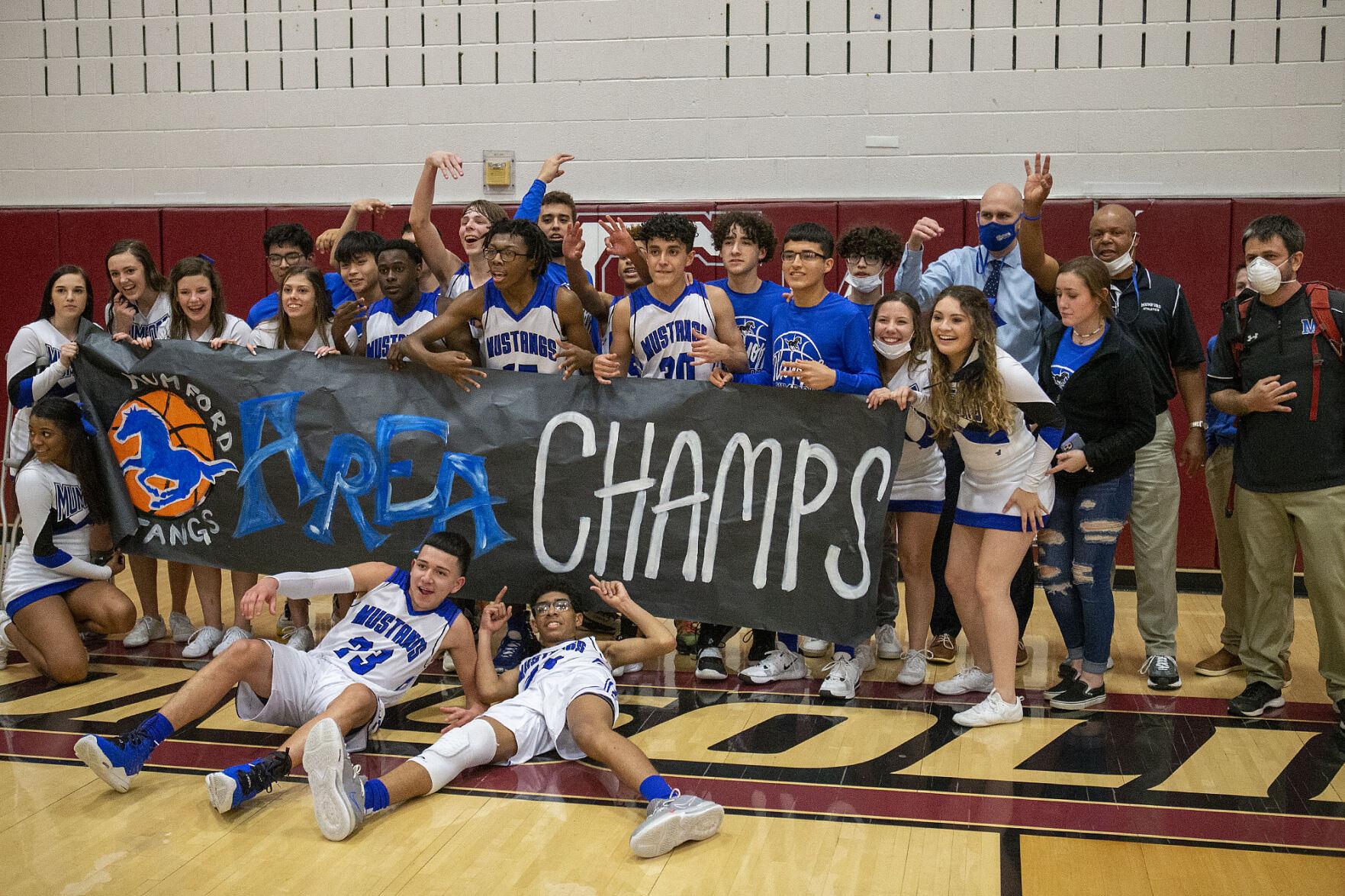 Gallery Mumford boys basketball defeats Hearne in Class 2A area