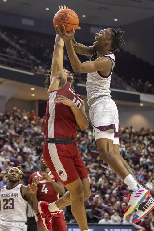 Aggie bball seven LEDE PHOTO