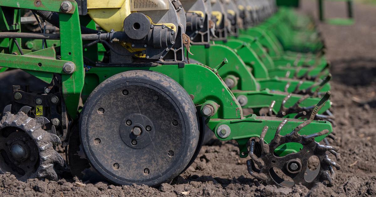 Fertilizer price surge squeezes Texas producers