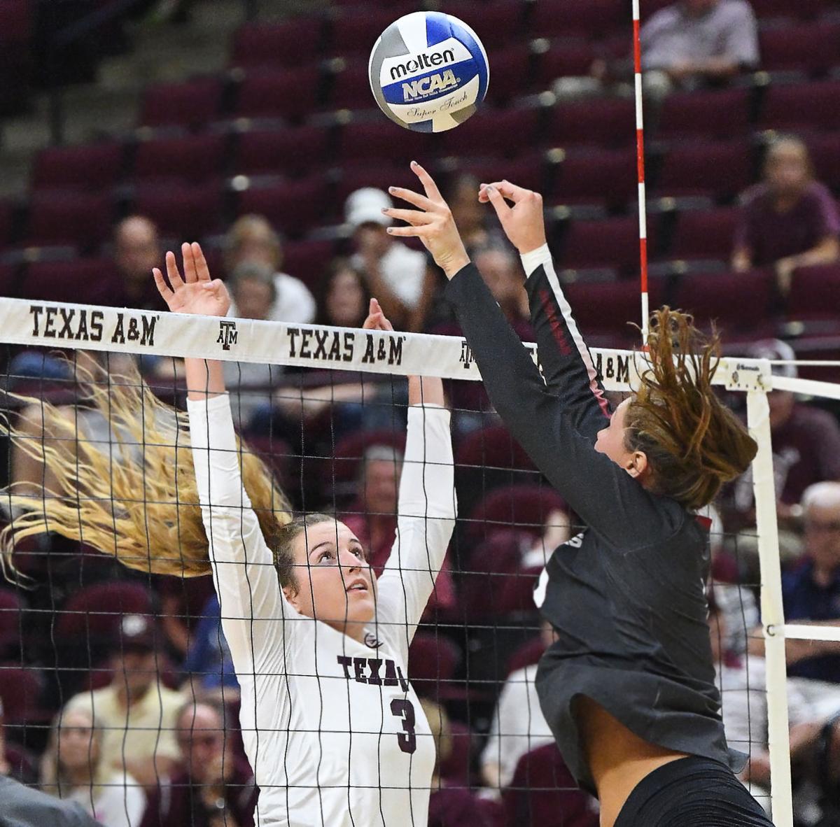 Texas A&M volleyball team rallies in second set, sweeps Arkansas
