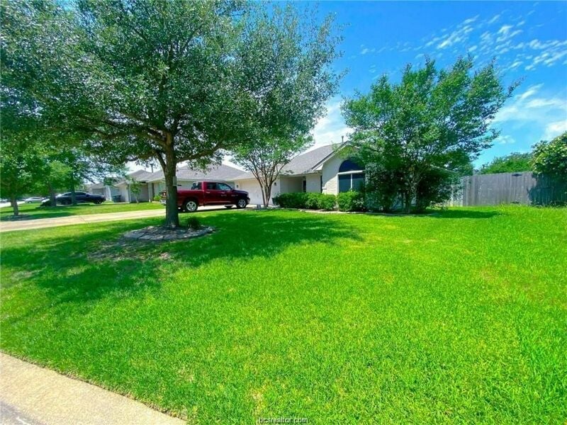 3 Bedroom Home in College Station 2,100