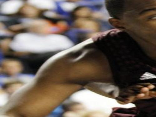 Turner Scores 40 To Pace A M Past Kentucky Mens Basketball