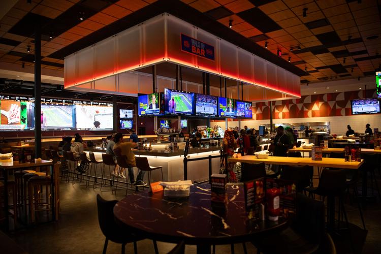 10726-bcs-news-DaveBusters-009.JPG
