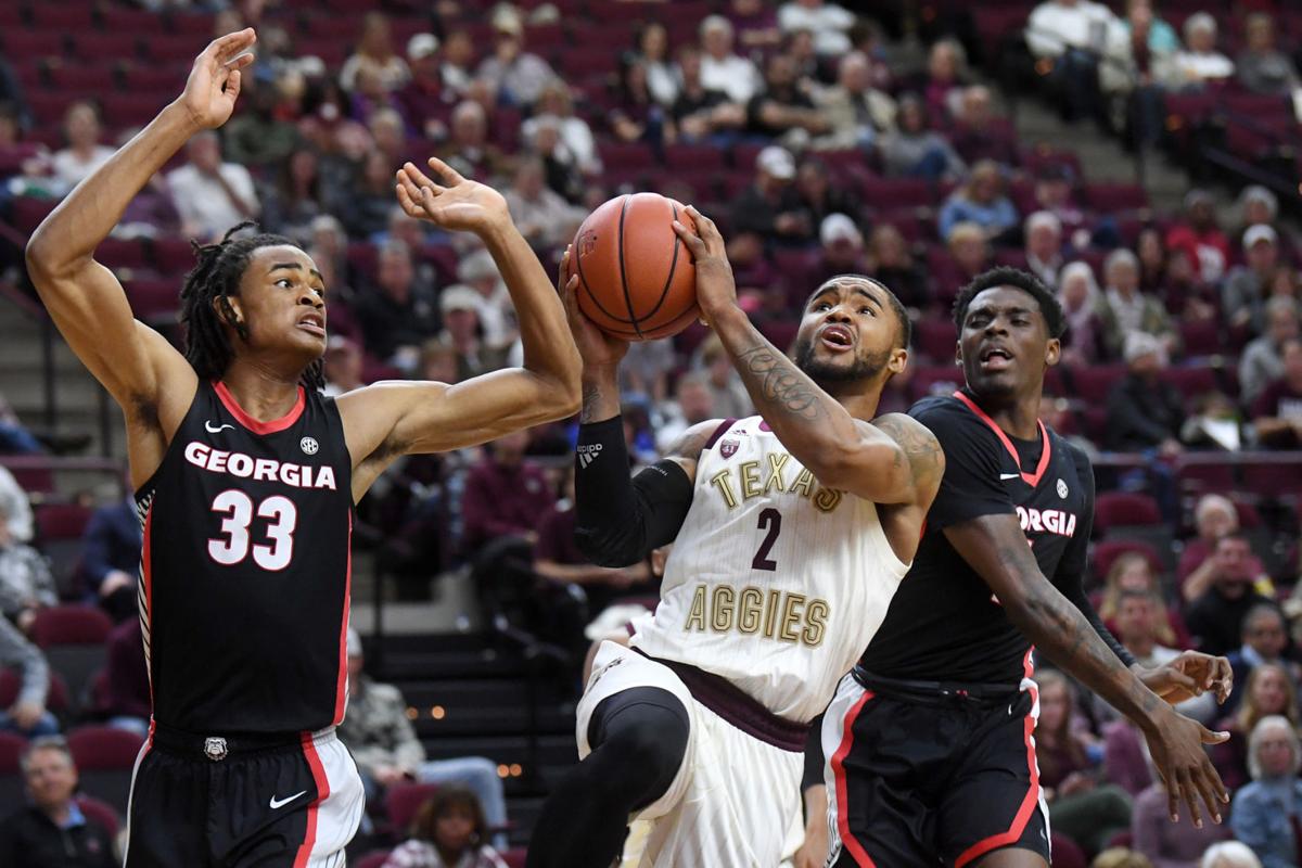 Texas A&M men's basketball team beats 7356