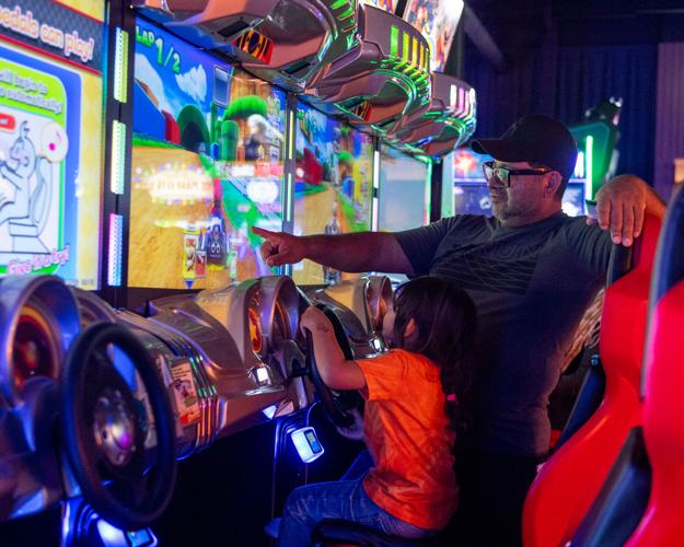 10726-bcs-news-DaveBusters-008.JPG