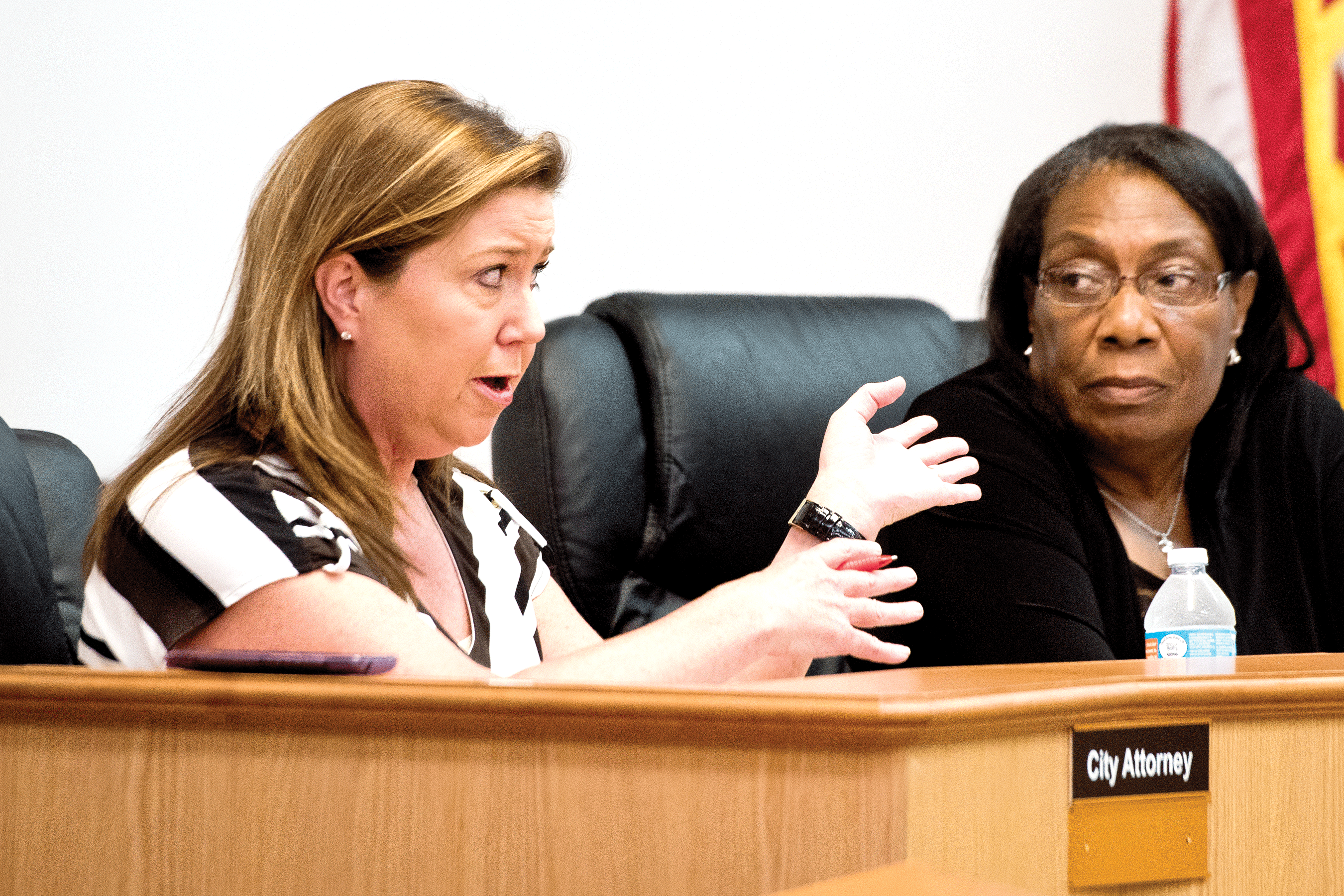 Hearne city council still deadlocked on grant