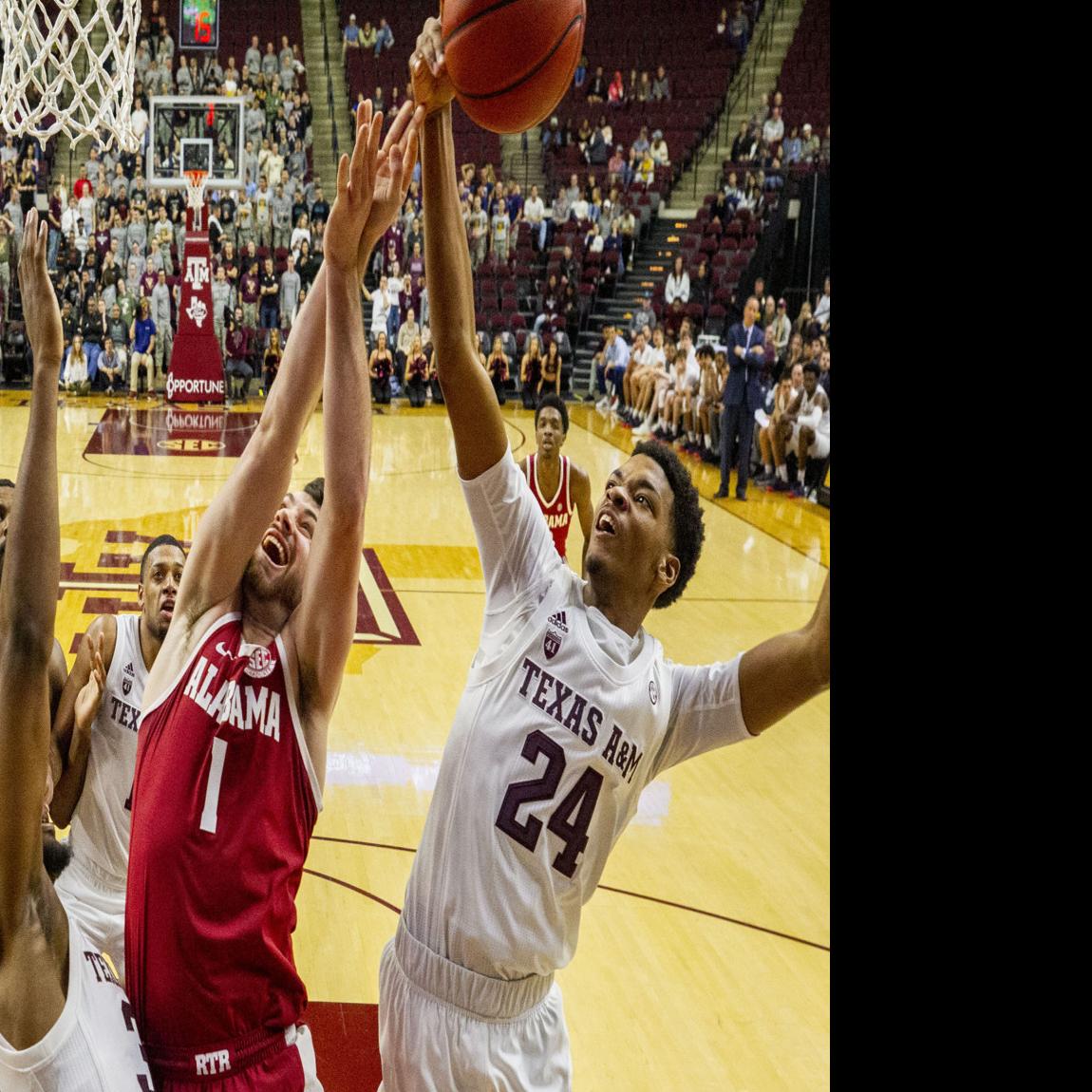 Aggie Men S Basketball Team Still Working On Perimeter Defense