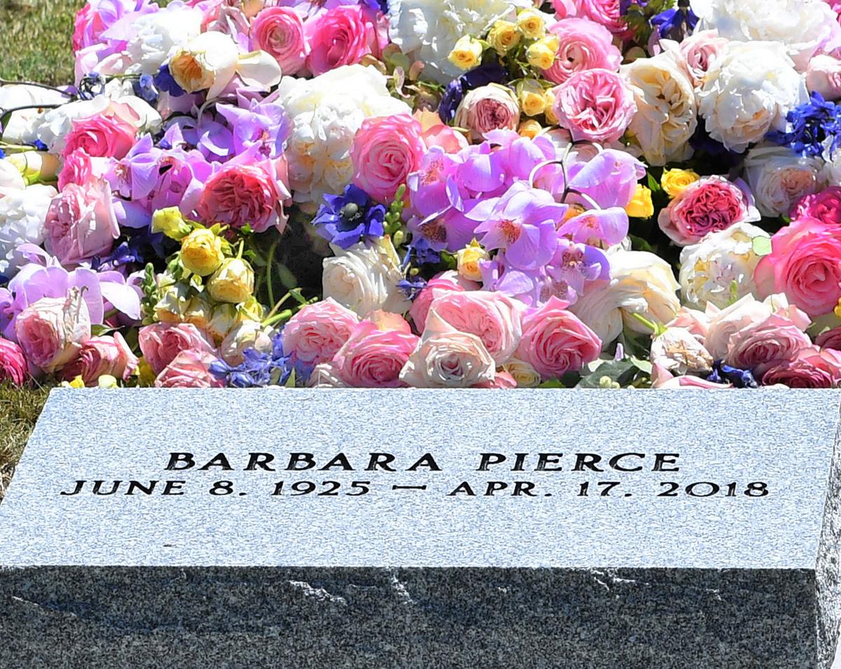 First lady Barbara Bush's gravesite open to visitors ...