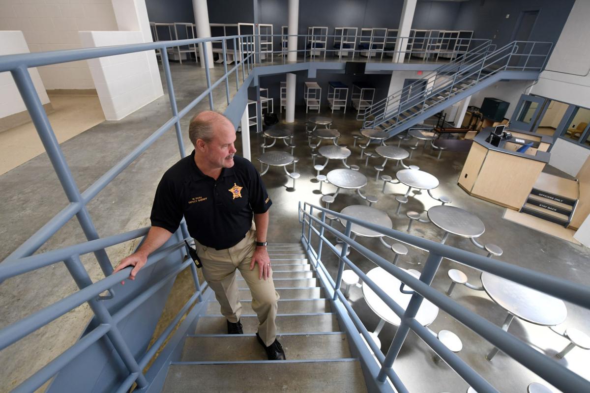 Brazos County Jail Administrator Wayne Dicky announces bid for sheriff