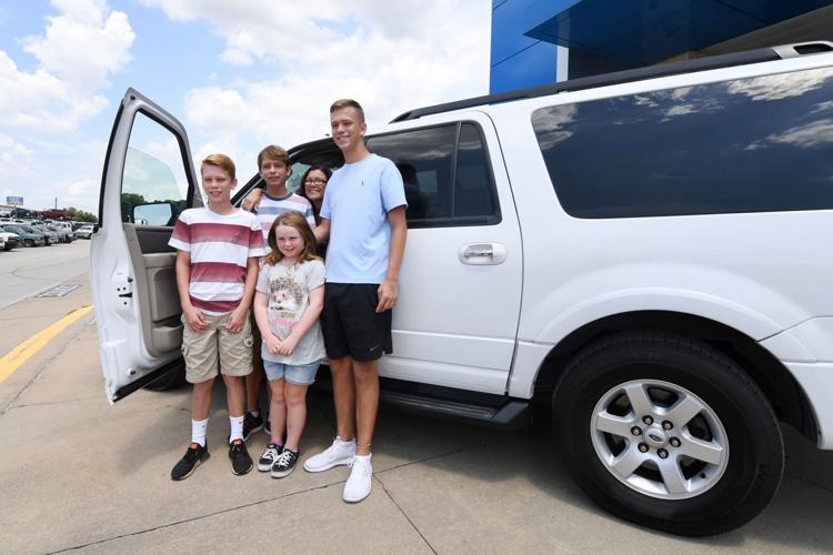 Caldwell dealership donates SUV to family who lost parents in crash