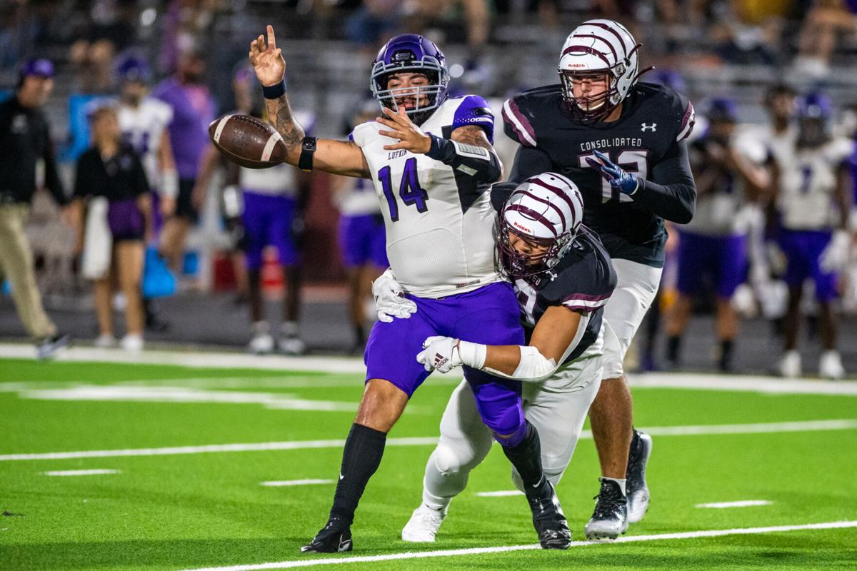 A&M Consolidated football team loses to Lufkin 31-14