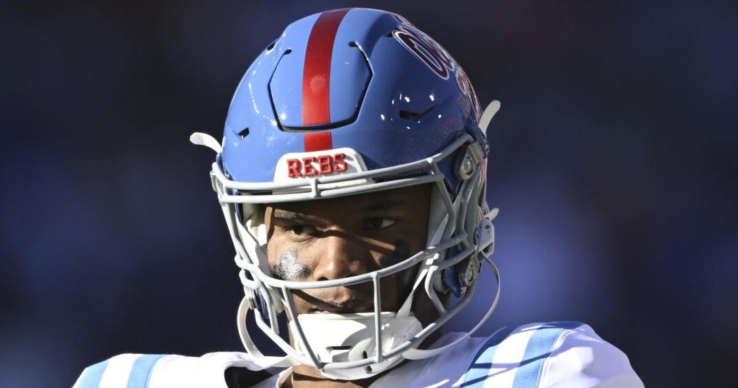 Ole Miss, Kiffin keeps reshuffling the deck to get a winning hand