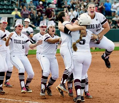 texas softball team theeagle