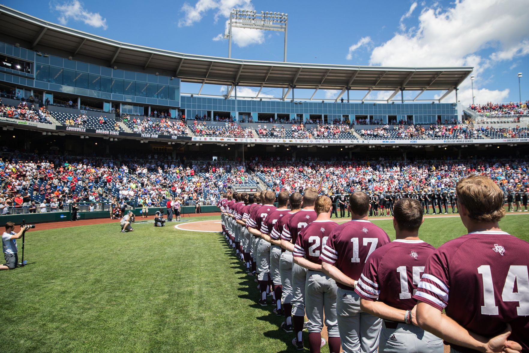 How to sale watch aggie game