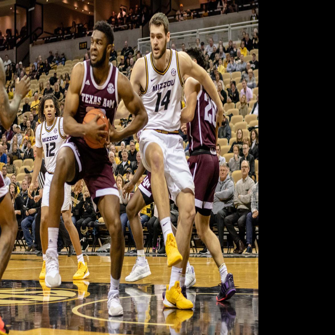 Nebo Helps Texas A M Men S Basketball Team Hold Off Missouri 66 64