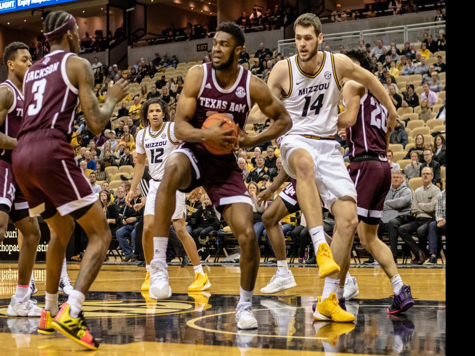 Nebo Helps Texas A M Men S Basketball Team Hold Off Missouri 66 64