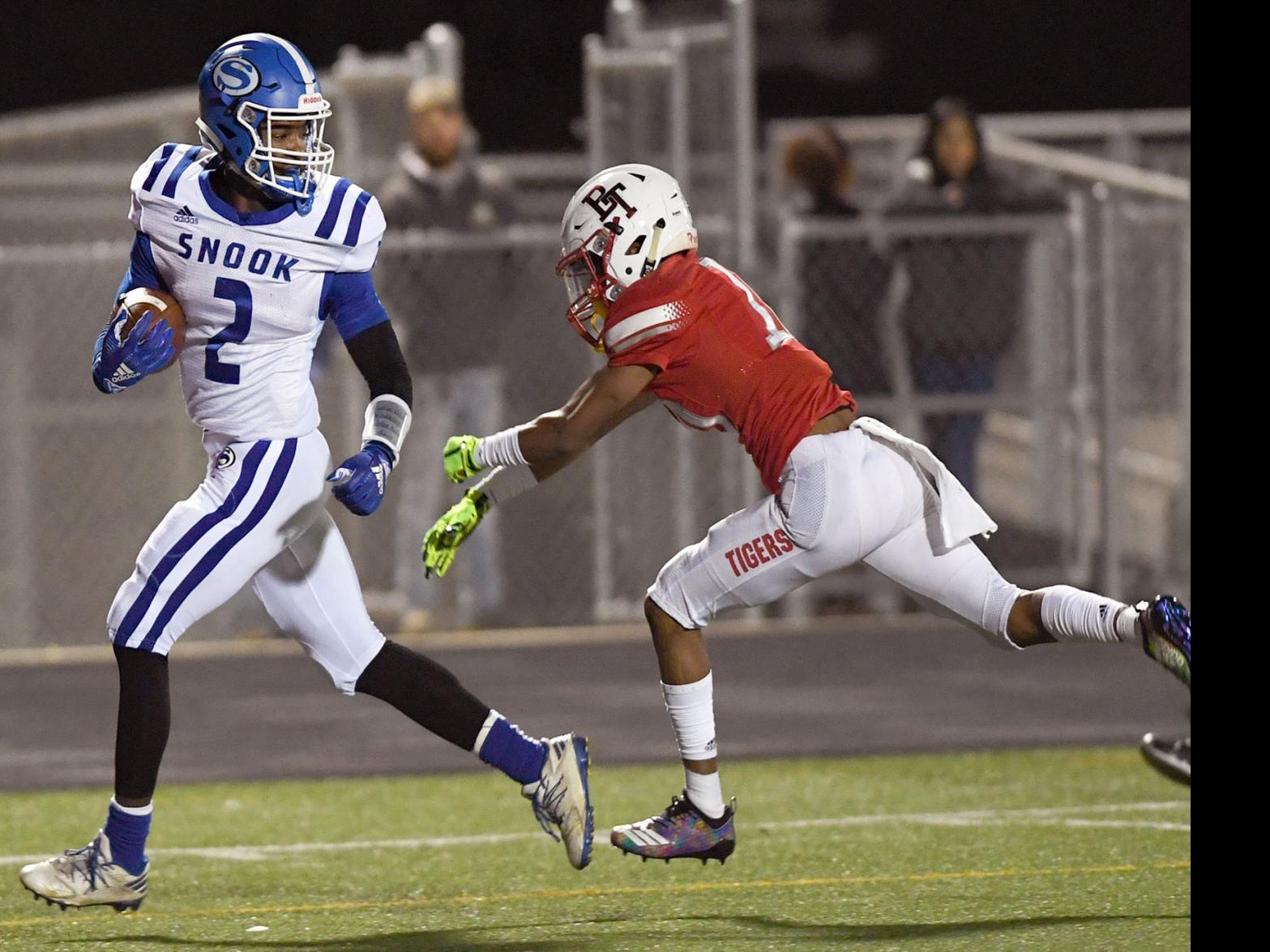 No Quit In These Jays Snook Overcomes Injuries To Take Down