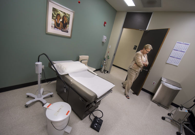 Planned Parenthood announces closure of Bryan clinic, two others in