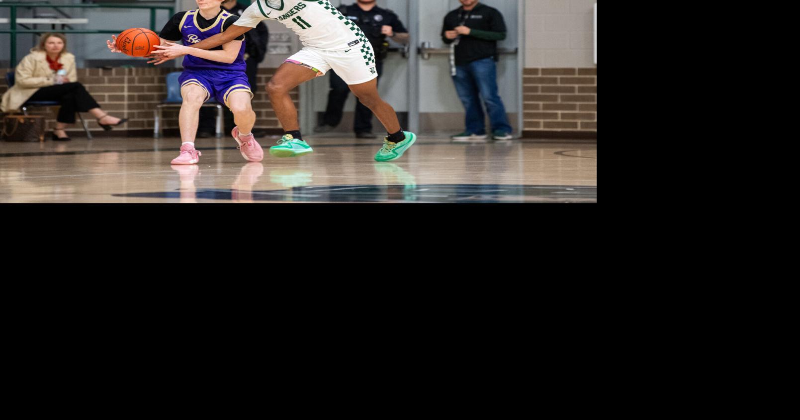 Rudder gets beat by Montgomery