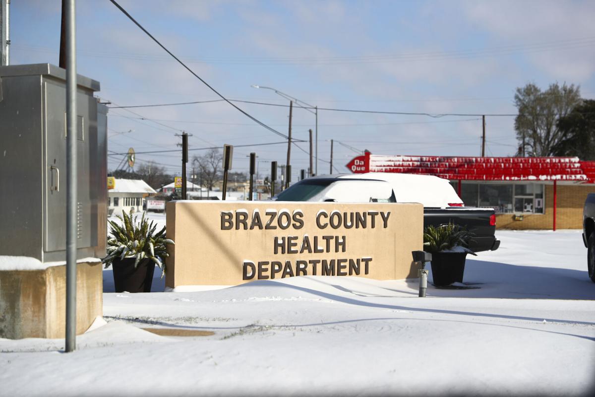 Second day of rolling outages keeps many in Bryan-College ...