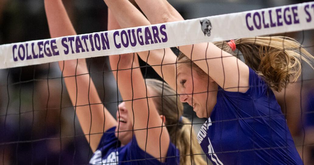College Station sweeps Huntsville