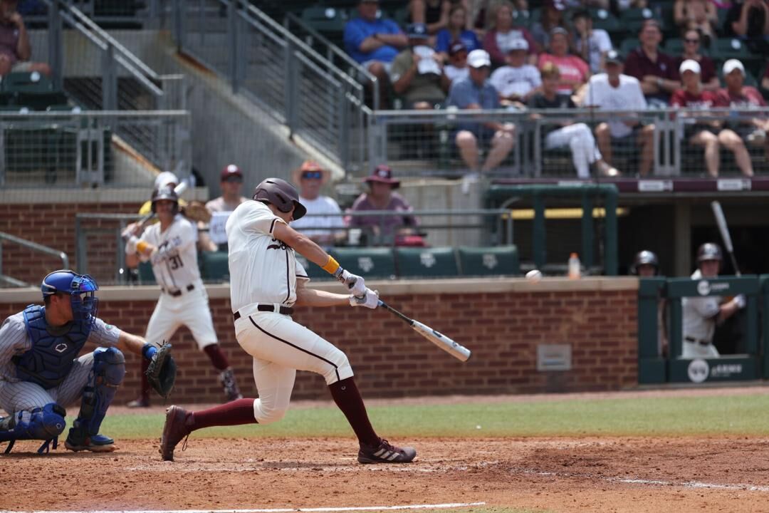 Texas A&M Baseball runs all over Dallas Baptist