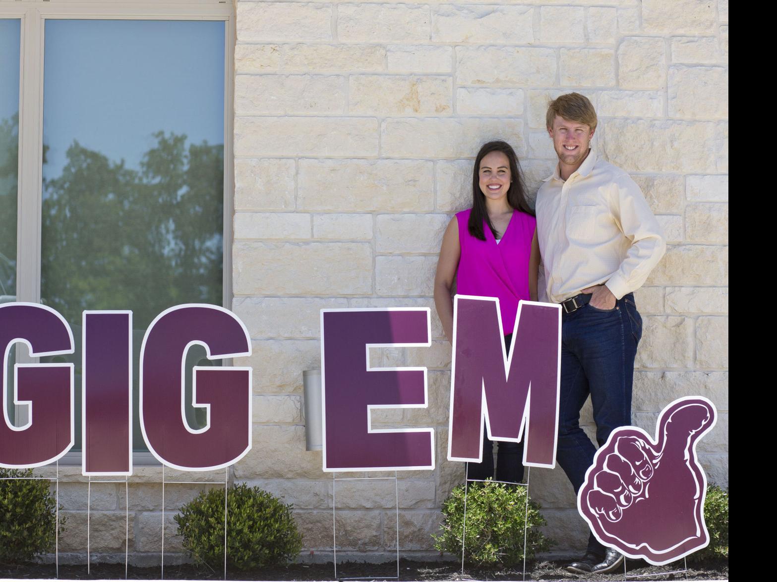 Ryan and Melissa Swope are loving their return to Aggieland | Local News |  theeagle.com