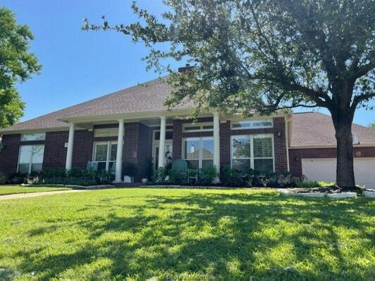 4 Bedroom Home in College Station - $440,000