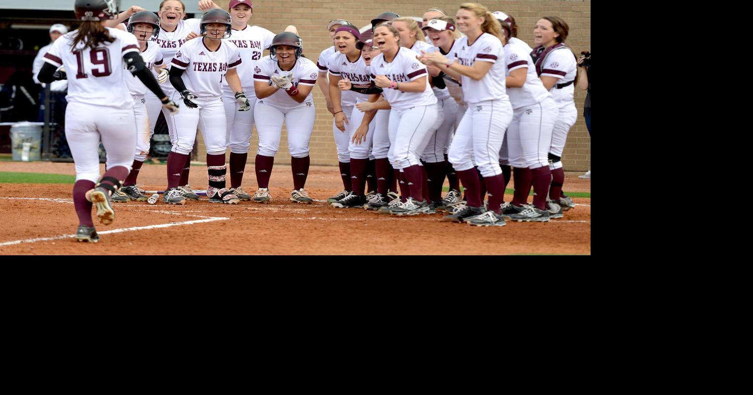 No. 23 Texas A&M softball team sweeps first two home games of 2015