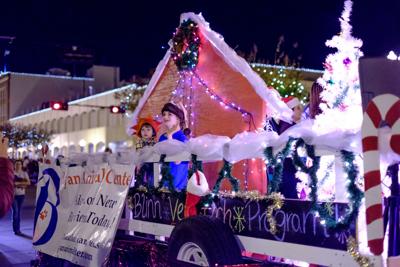Roads to briefly close for Downtown Bryan Lighted Christmas Parade