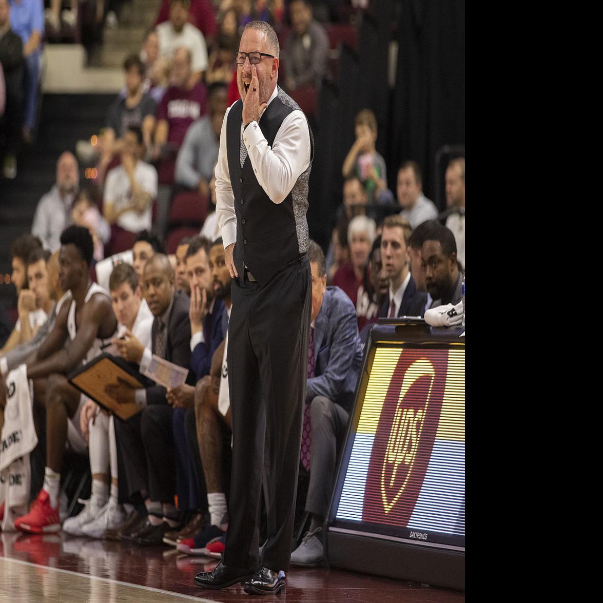 Texas A M S Buzz Williams Named Sec Men S Basketball Coach Of Year