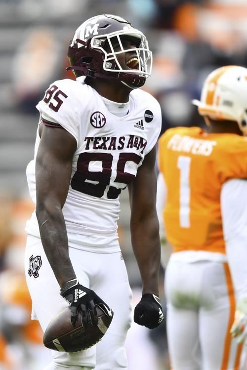 121920_BP_Tennessee_TexasAM_GameAction_0046.JPG