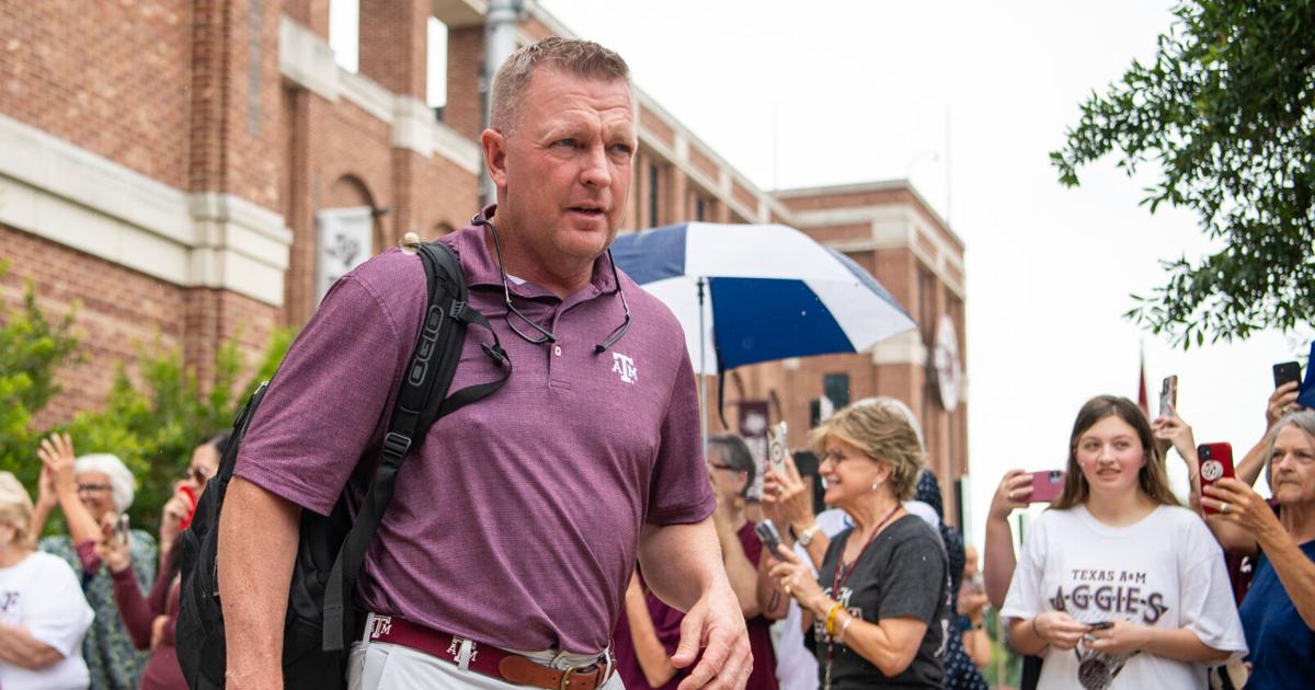 A&M baseball team braces for distractions at CWS