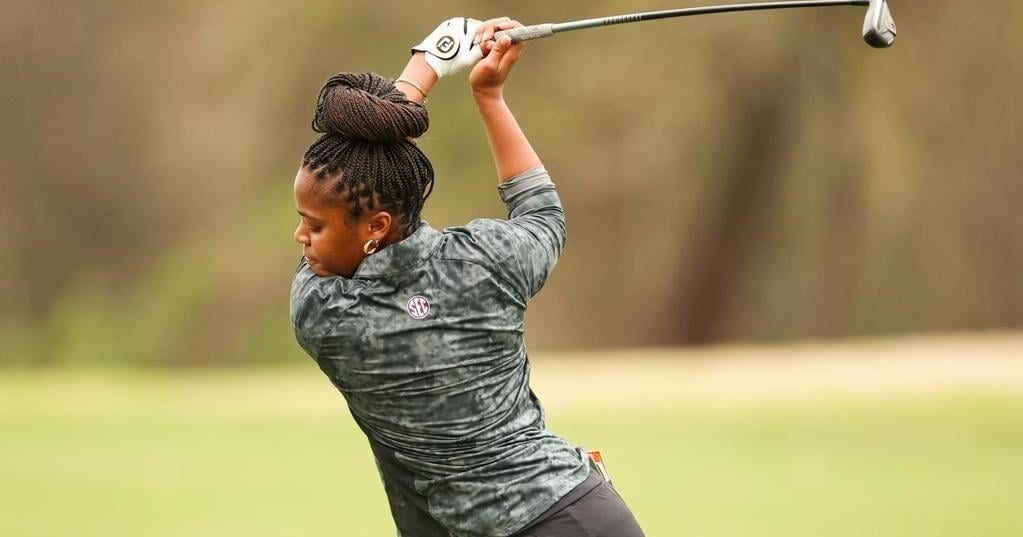 A&M women’s golf team slips to third A&M women’s golf team slips to third