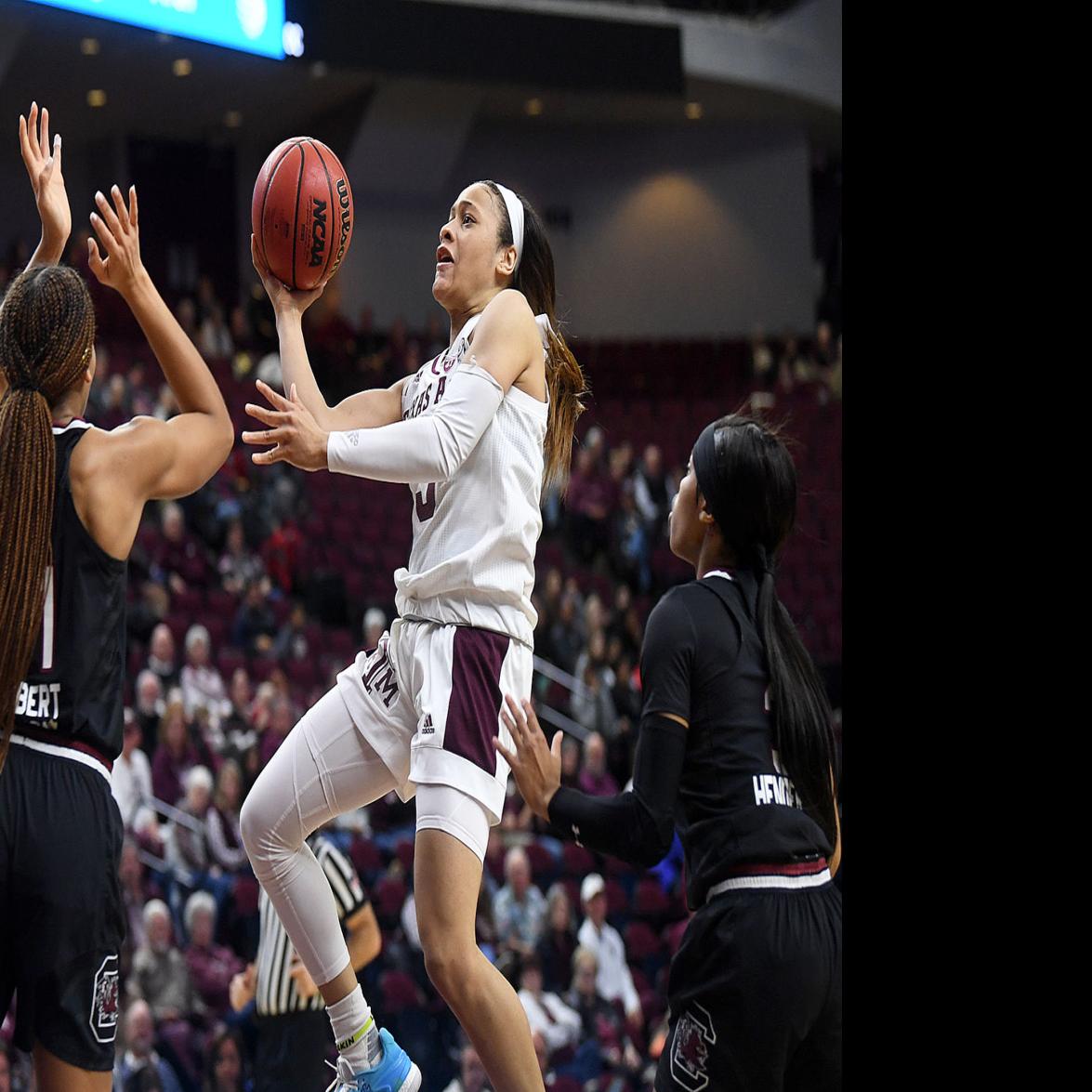 Chennedy Carter Back At Practice With No 17 Texas A M Women S