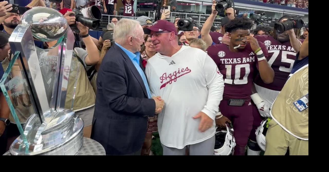 Video Jerry Jones gives TAMU Southwest Classic trophy