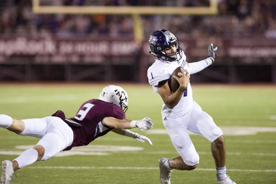 College Station overcomes speedy A&M Consolidated defense
