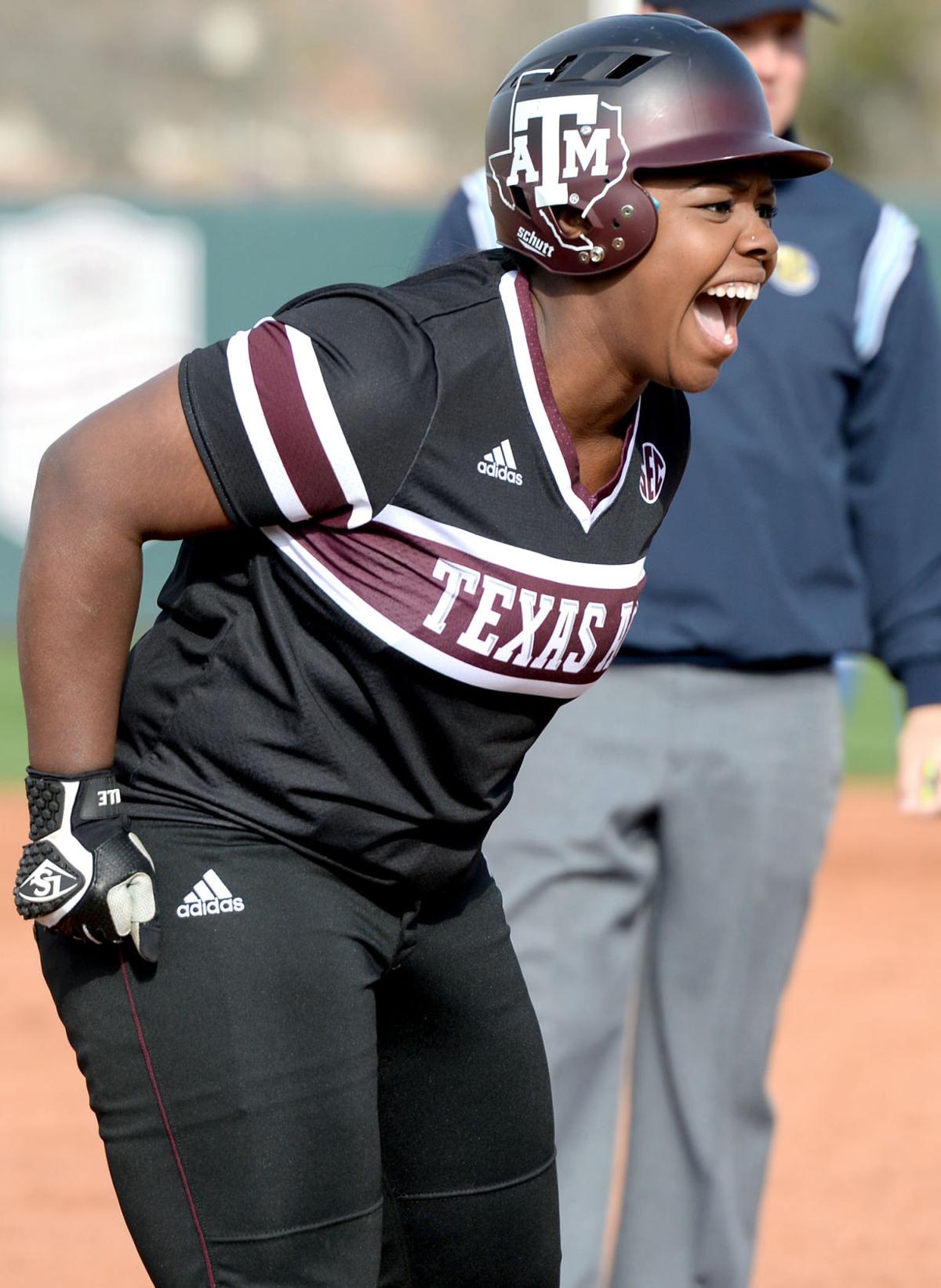 Texas A&M softball team wins second straight against Kentucky