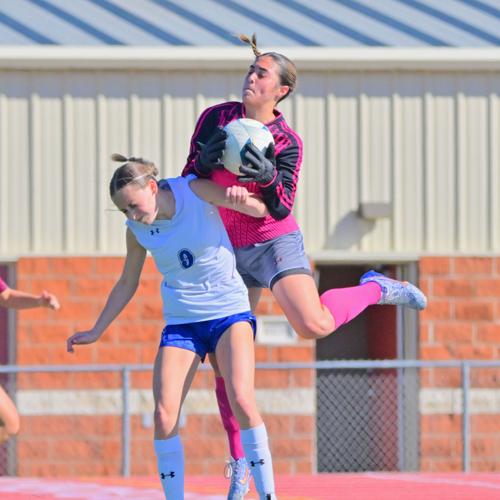 Lady ’Necks down stateranked Needville Sports