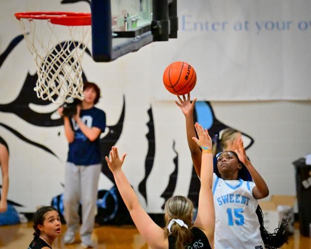 Sweeny girls and boys beat international competition Sports