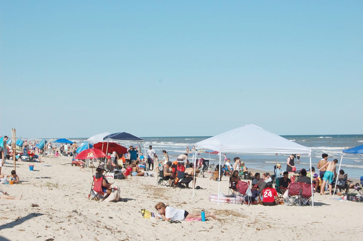 Beaches Crowded But Distanced Officials Say Free Share