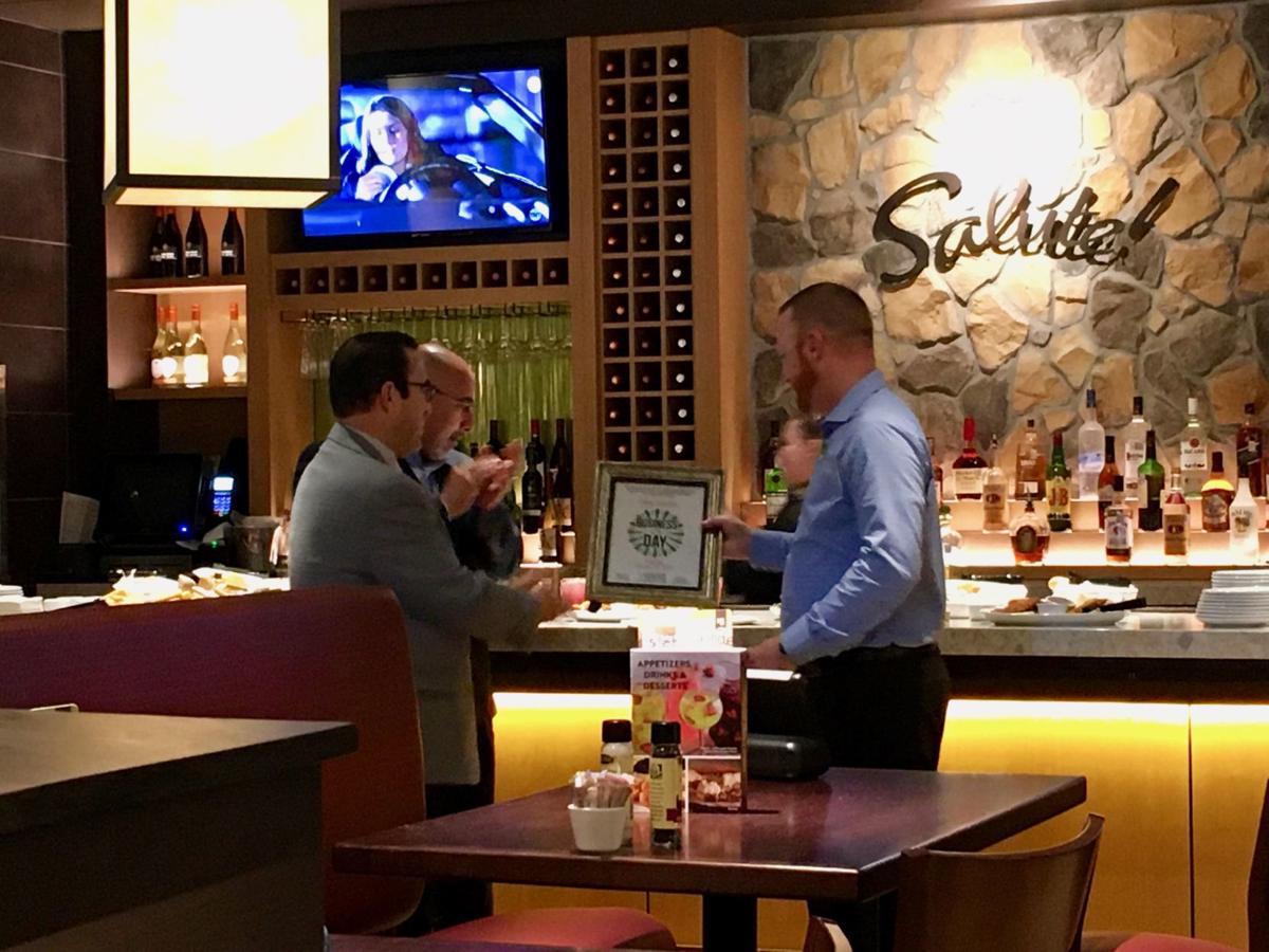 Olive Garden Celebrates Official Opening With Ribbon Cutting