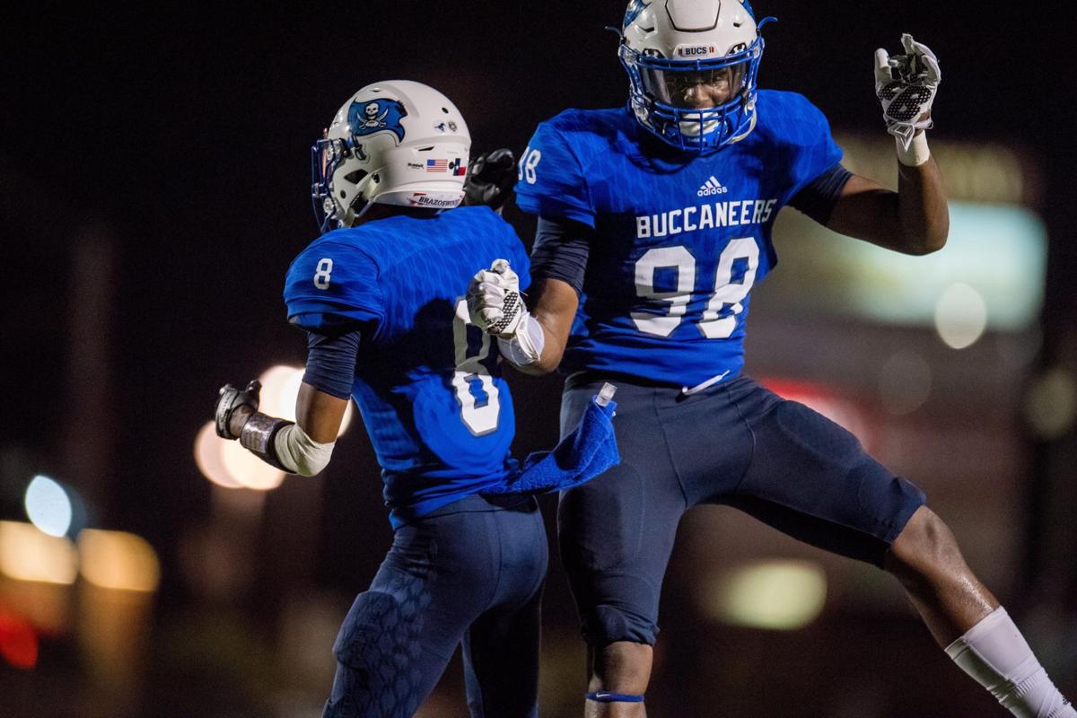 Bucs Come Up Short Against Alief Hastings Sports Thefacts Com